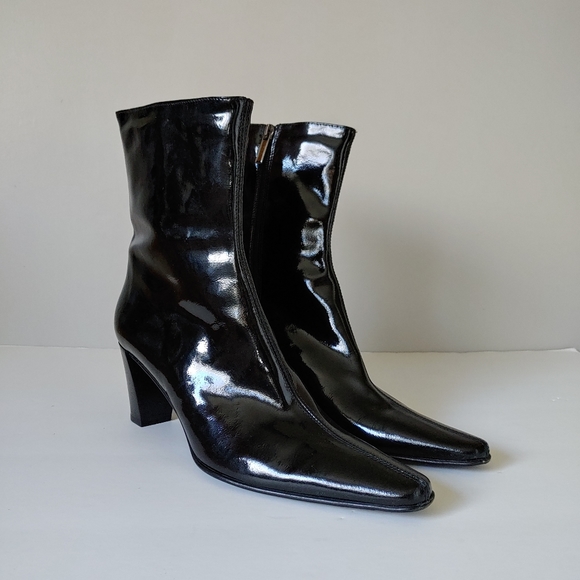 Aquatalia Boots Patent Leather Pointed Toe Block Heel Black Size 9 / 10 - Picture 4 of 15